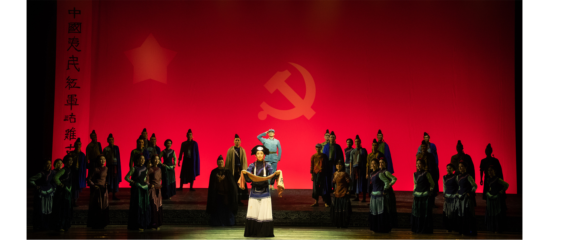 廠(chǎng)(chang)房設(shè)(she)備(bei)搬運(yùn)清空(kong)